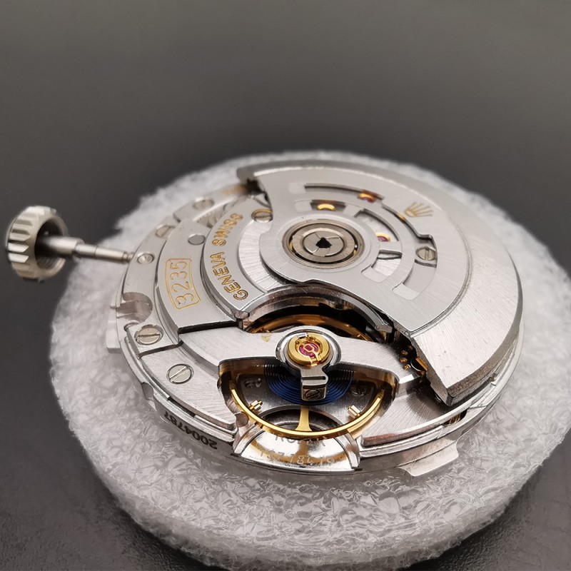 VSF Dandong 3235 Movement Modified with Original Rolex 3235 Blue Spring Balance and Bridge